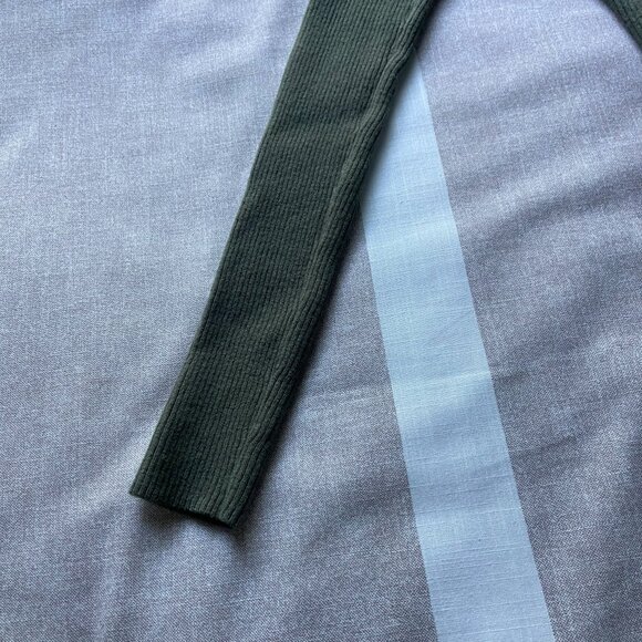 The Group Babaton Olive Green Ribbed Knit Midi Dress with Belted Waist Sz XXS - Picture 5 of 9